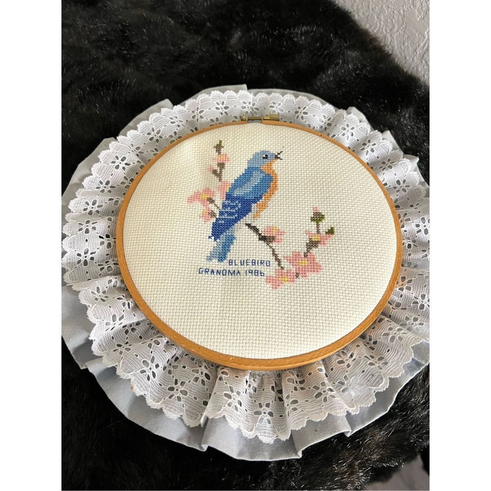 Bluebird with flowers cross stitch - Embroidery Hoop Wall Art